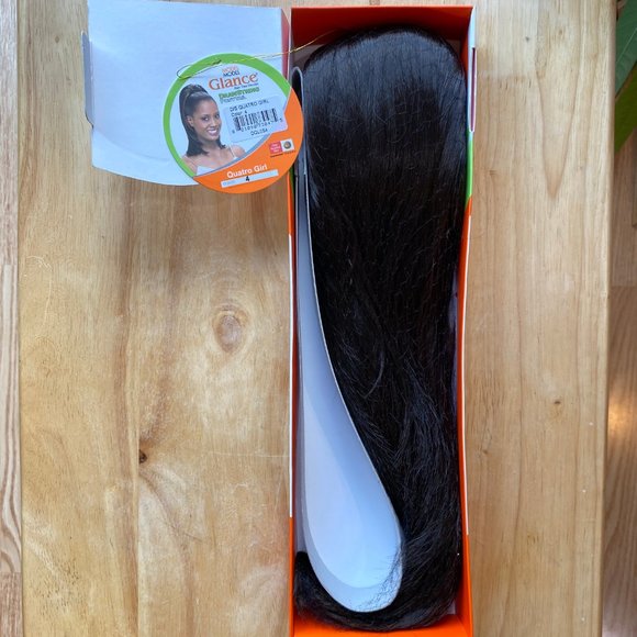 #99 GLANCE QUATRO GIRL DRAWSTRING PONYTAIL - Picture 2 of 6